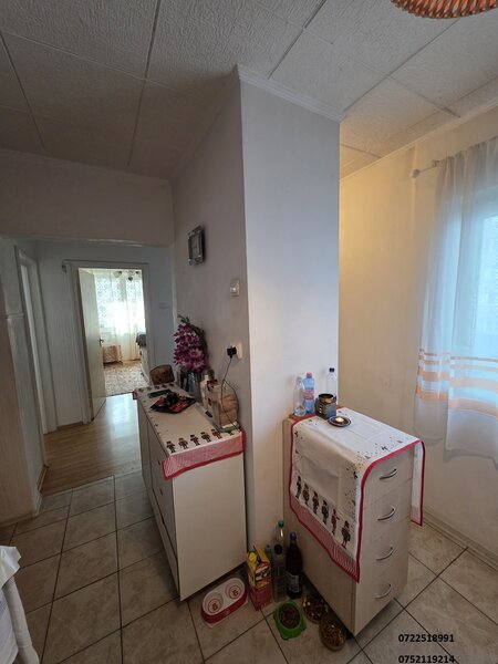 Colentina, Doamna Ghica, apartament 3 camere, decomandat.